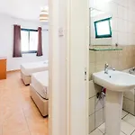 Urban بيت شباب *