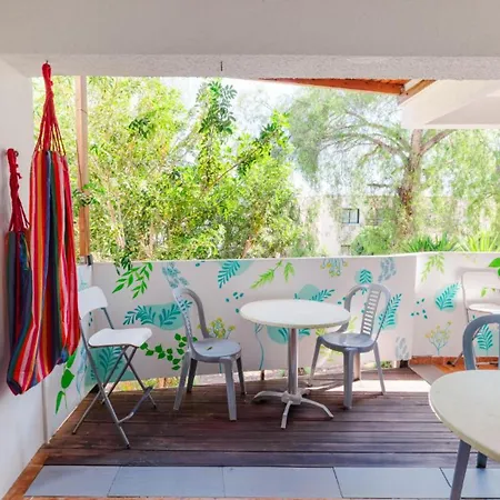 بيت شباب Urban Collective أيا نابا