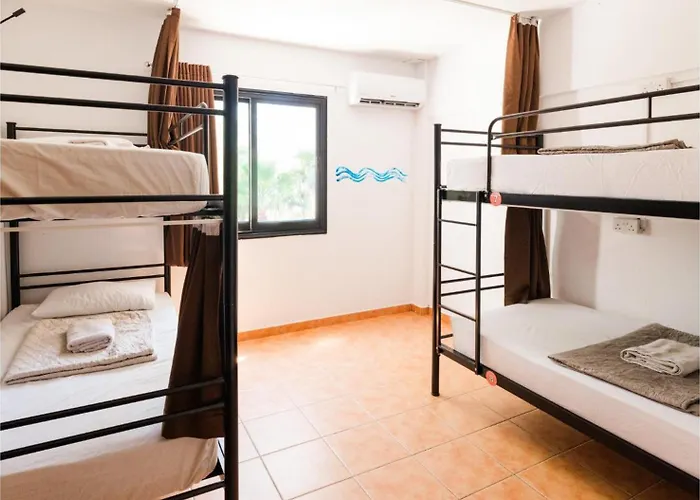 Hostel Urban Stays