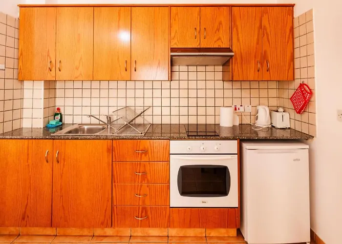 Urban Collective * Ayía Nápa